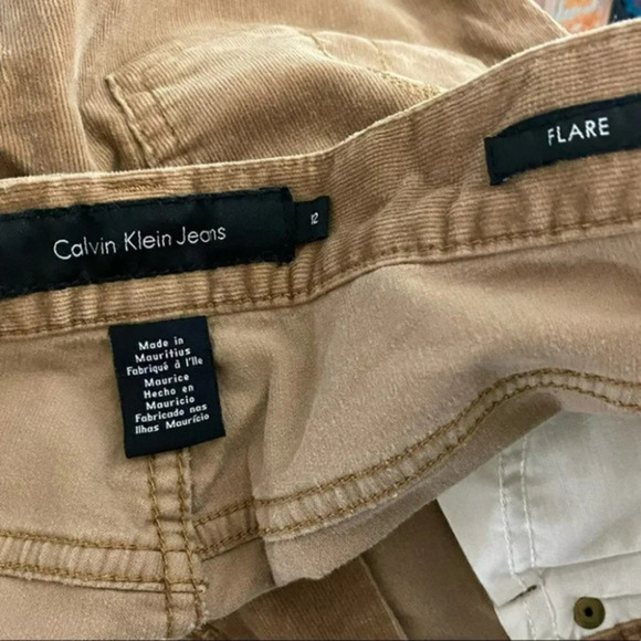 Calvin Klein Jeans 12 tan corduroy flare pants with stretch - Picture 5 of 5